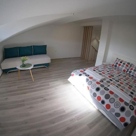 Apartmani Ivkovic+ Требинє Екстер'єр фото