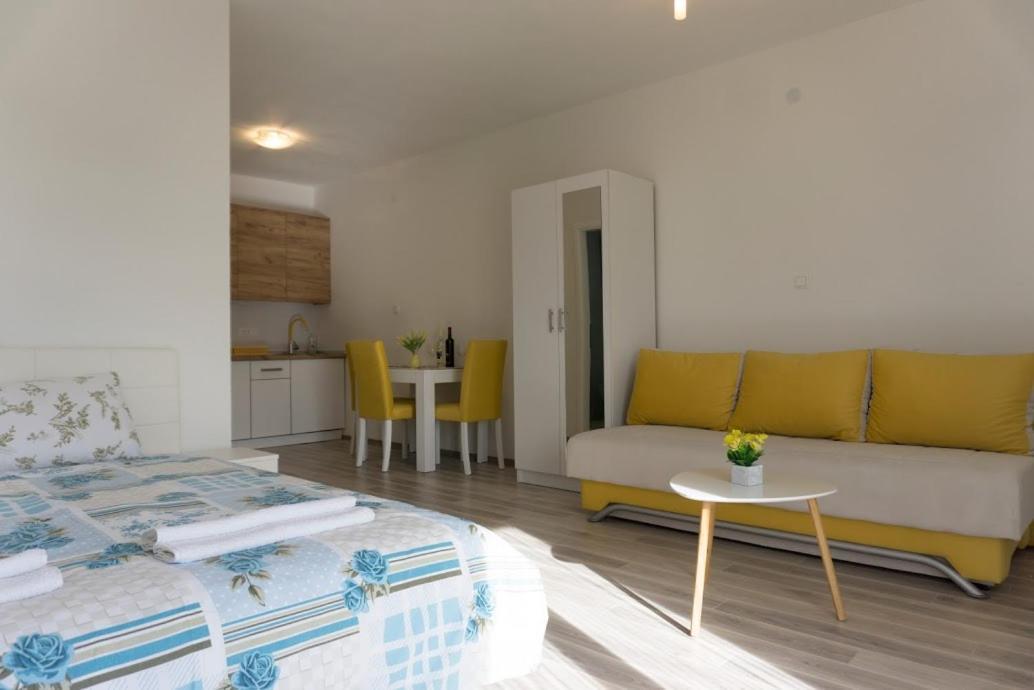 Apartmani Ivkovic+ Требинє Екстер'єр фото