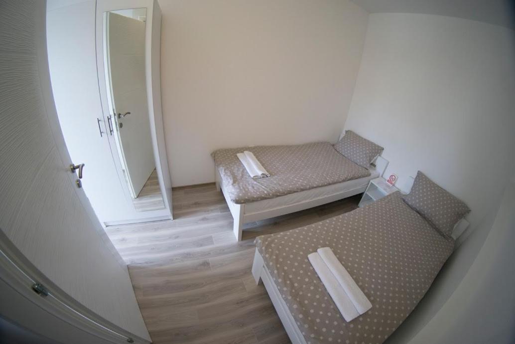 Apartmani Ivkovic+ Требинє Екстер'єр фото