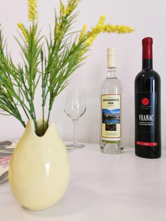 Apartmani Ivkovic+ Требинє Екстер'єр фото